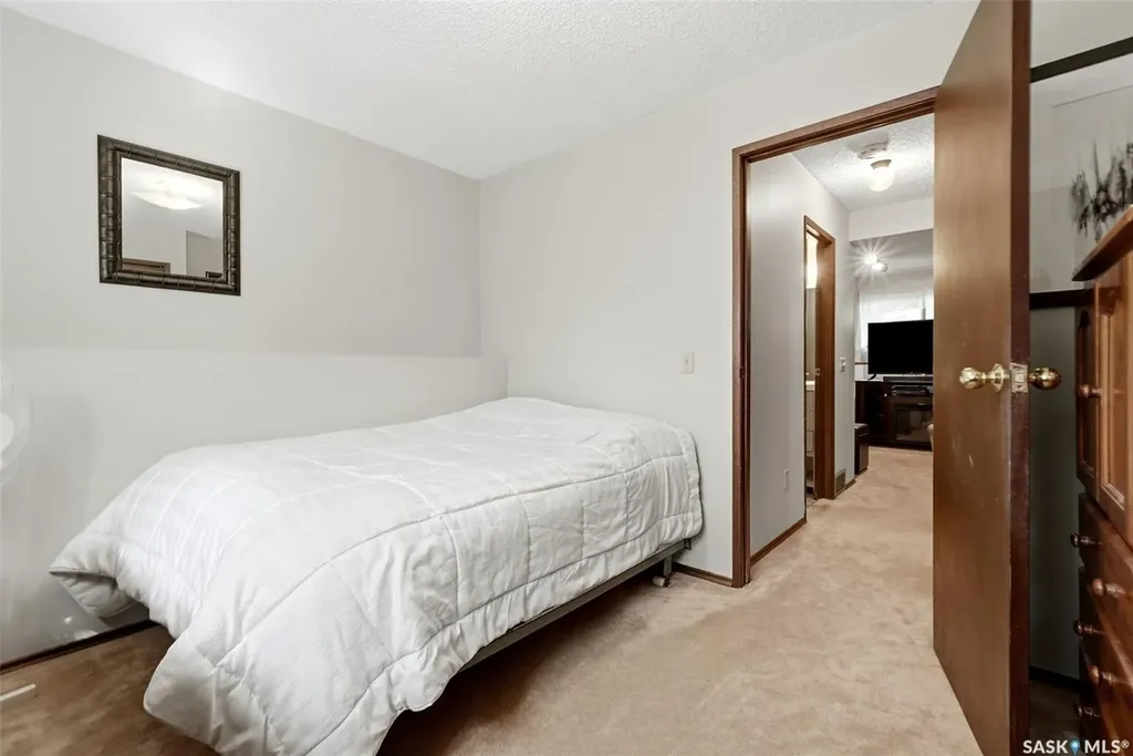 1034 Graham Road Regina SK S4N 5Z6