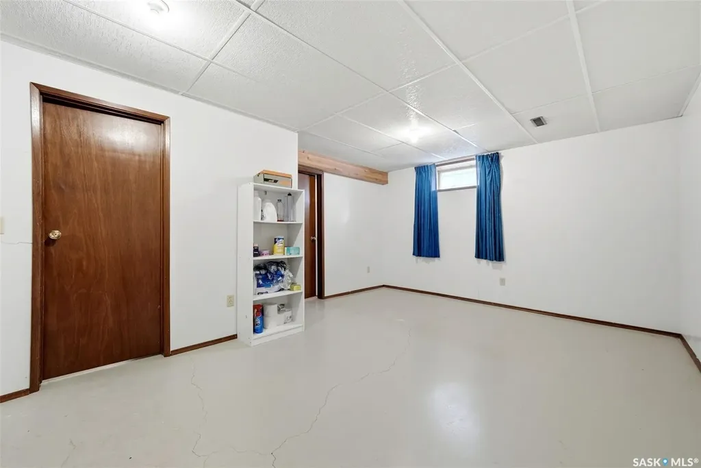1034 Graham Road Regina SK S4N 5Z6