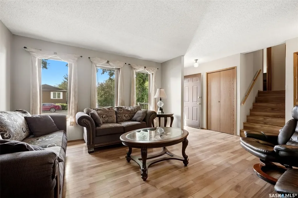 1034 Graham Road Regina SK S4N 5Z6