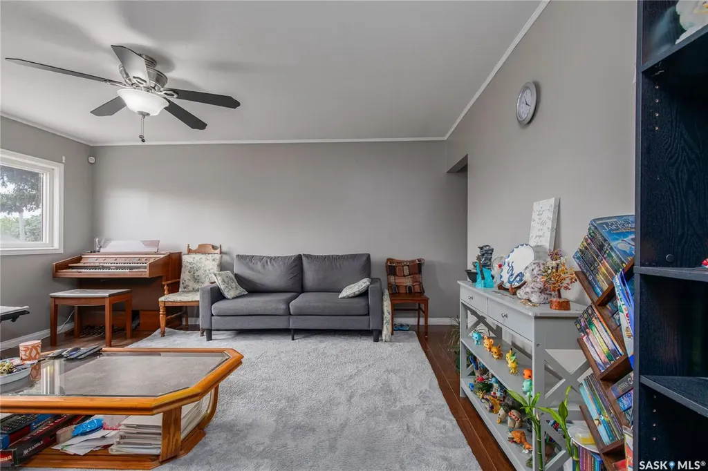 1122 Stadacona Street W Moose Jaw SK S6H 2B3