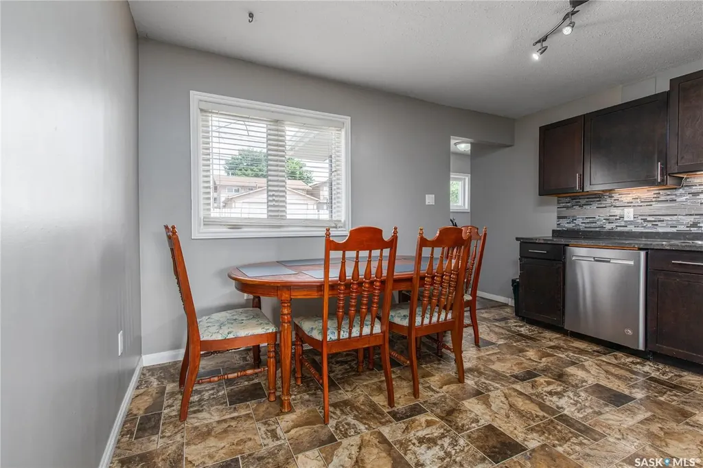 1122 Stadacona Street W Moose Jaw SK S6H 2B3