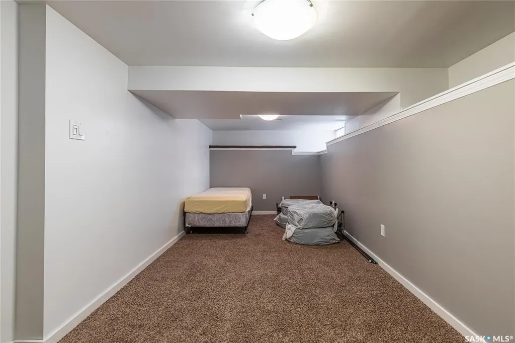 1122 Stadacona Street W Moose Jaw SK S6H 2B3