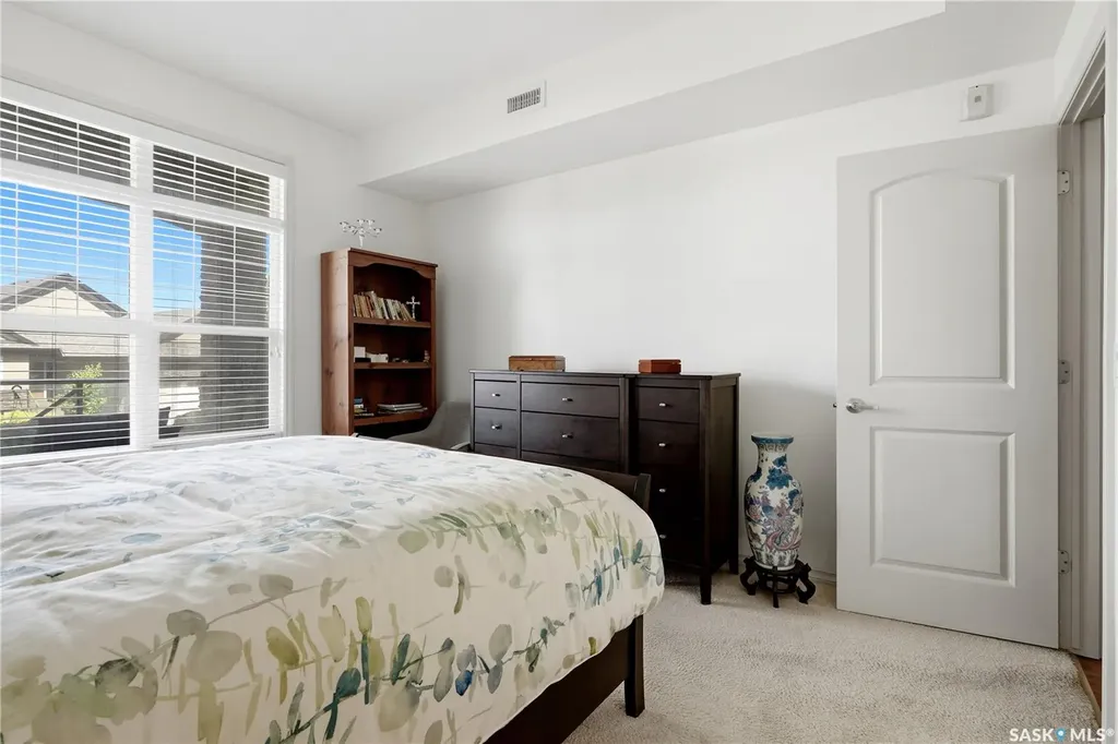 2102 Heseltine Road Regina SK S4V 1K9