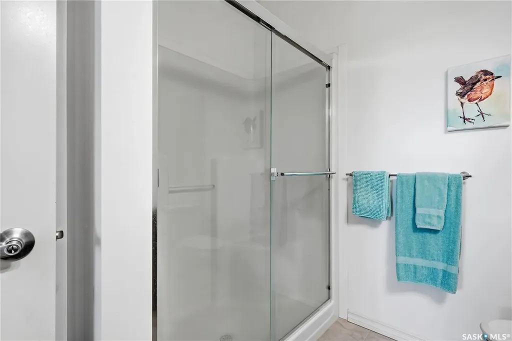 2102 Heseltine Road Regina SK S4V 1K9