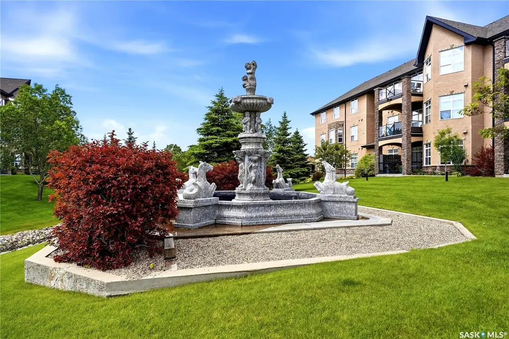 2102 Heseltine Road Regina SK S4V 1K9