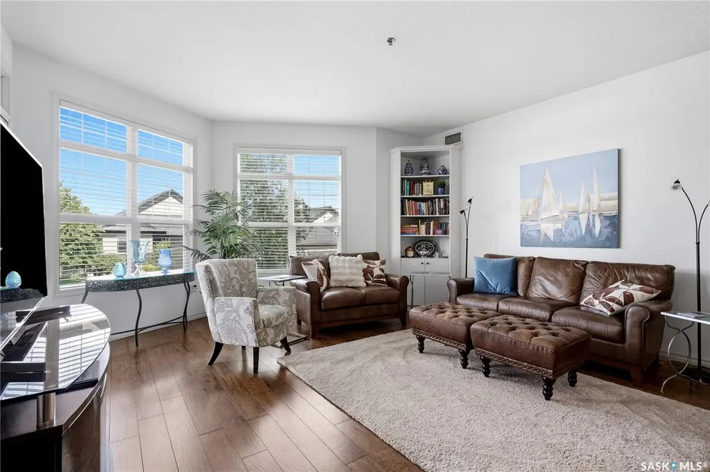 2102 Heseltine Road Regina SK S4V 1K9