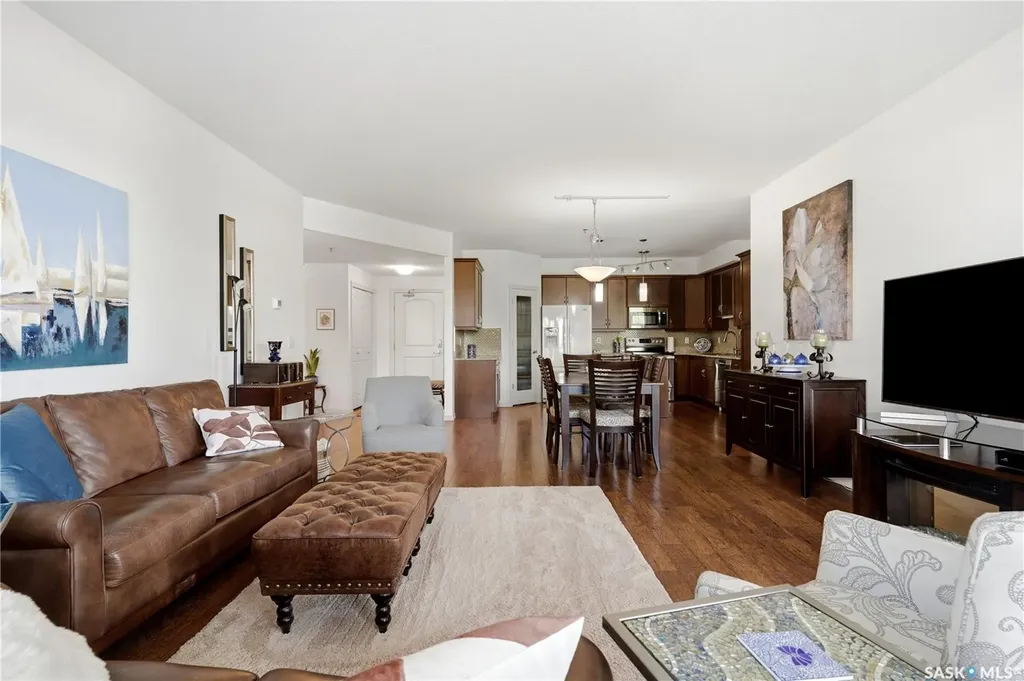 2102 Heseltine Road Regina SK S4V 1K9