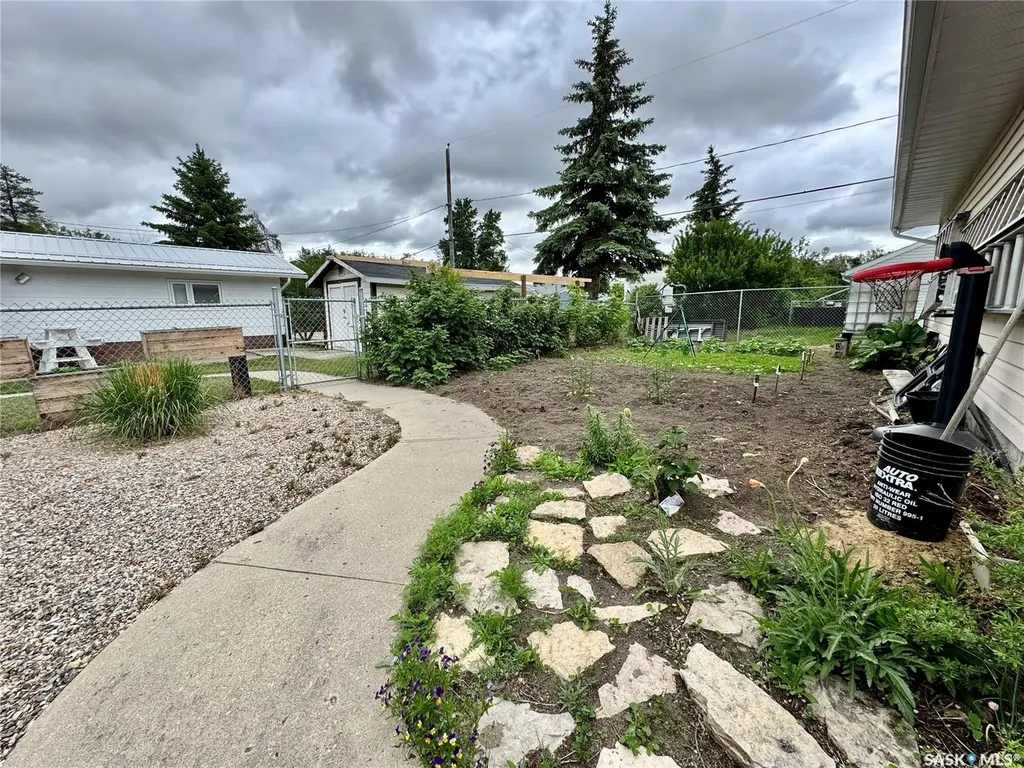 278 Pine Street Buckland Rm No. 491 SK S6V 5R3