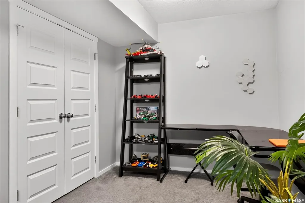 3358 Chuka Boulevard E Regina SK S4V 3K7