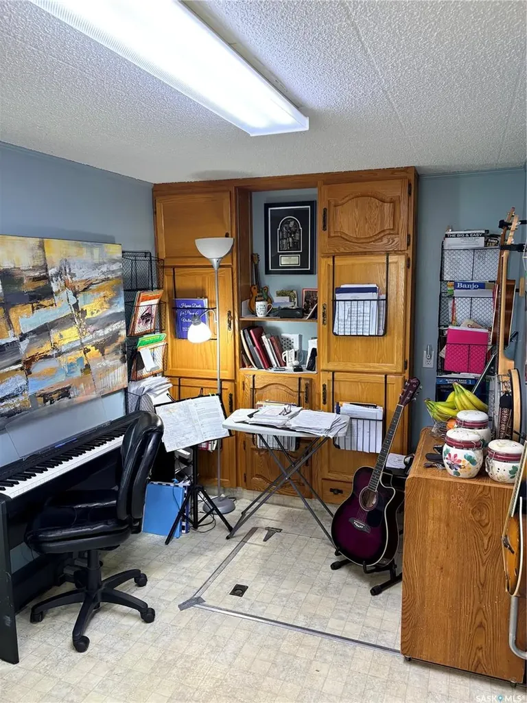 109 Douglas Street Sheho SK S0A 3T0