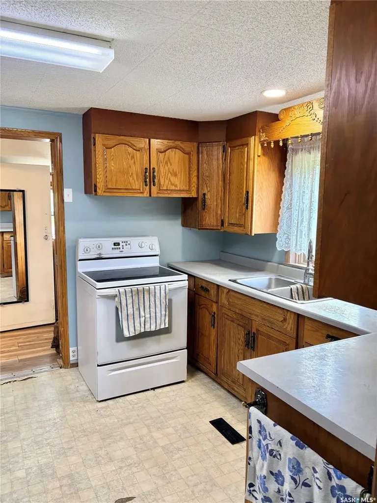 109 Douglas Street Sheho SK S0A 3T0
