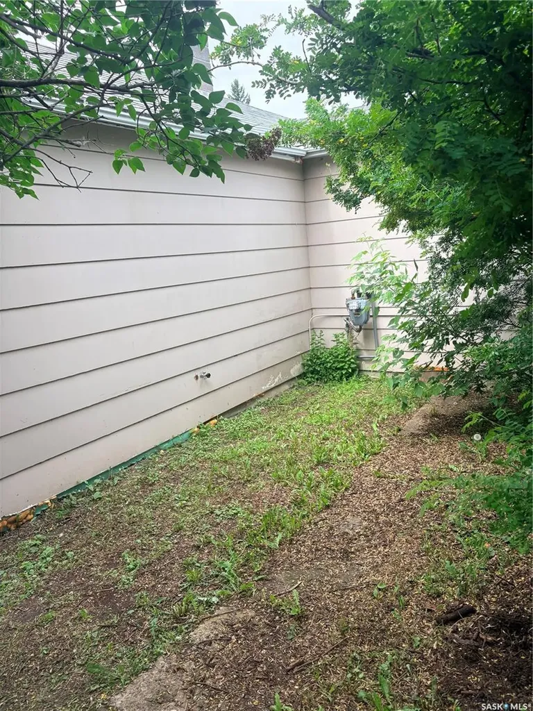 109 Douglas Street Sheho SK S0A 3T0