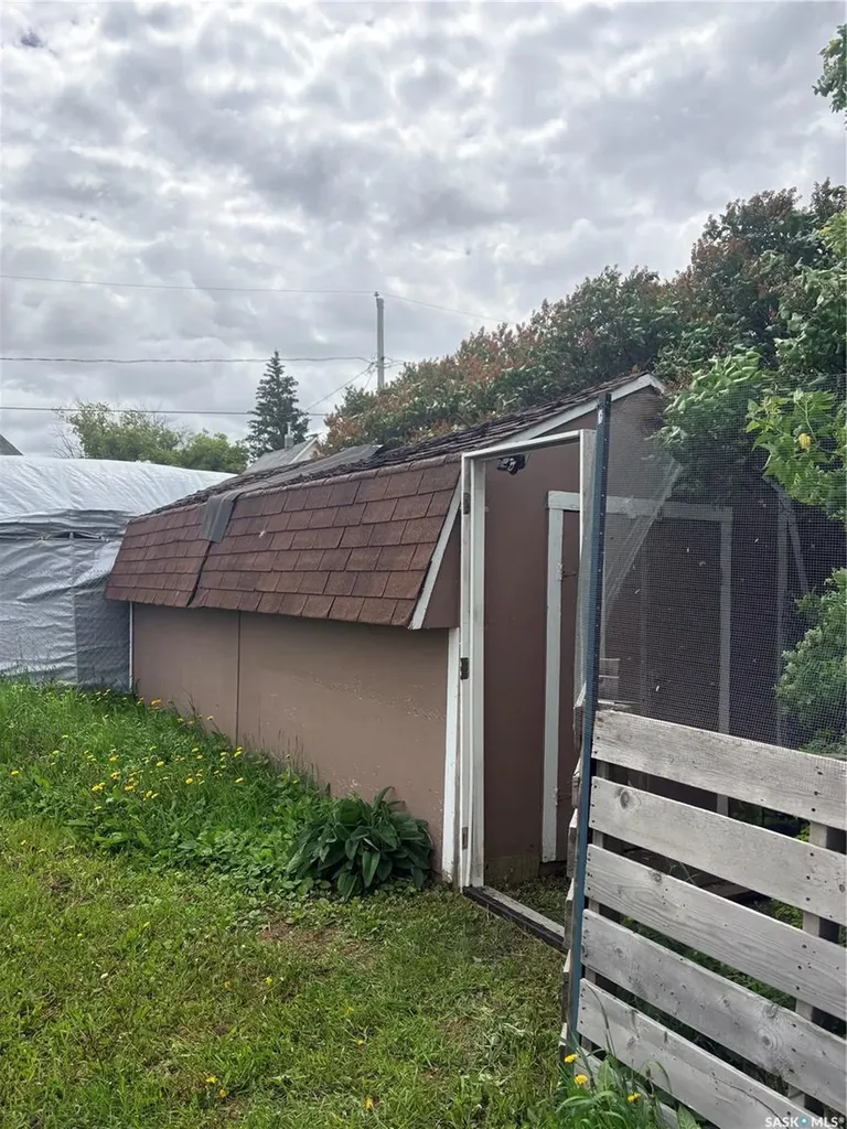 109 Douglas Street Sheho SK S0A 3T0
