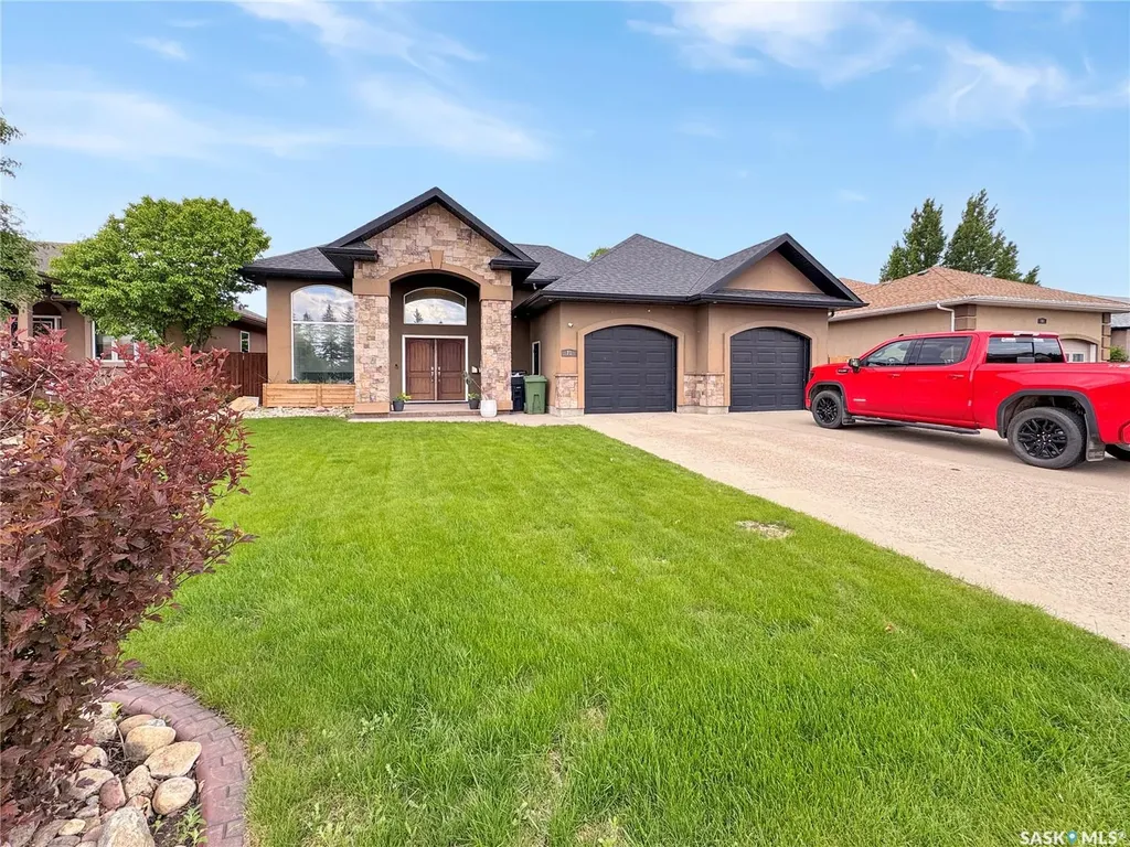 71 4th Avenue Battleford SK S0M 0E0