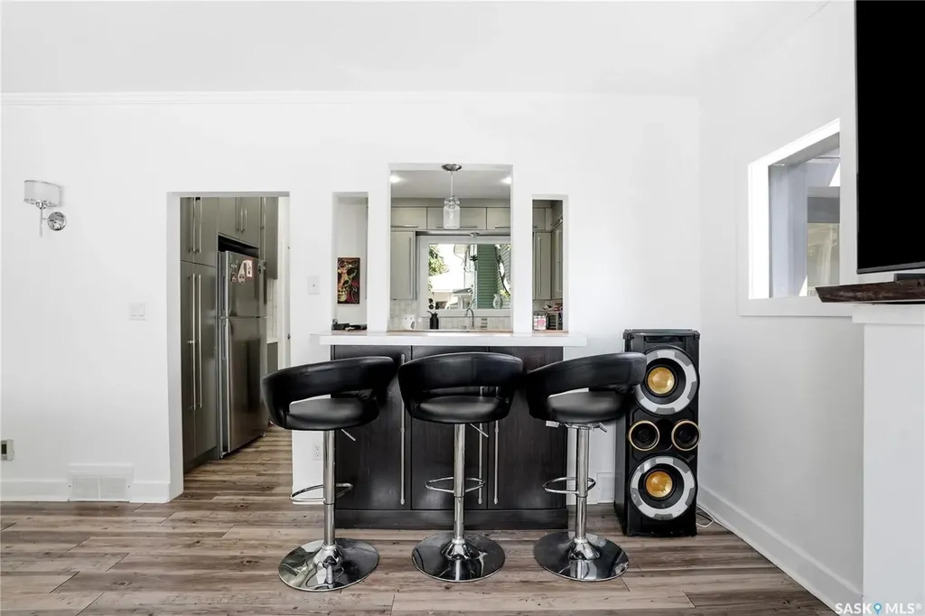 305 Adelaide Street E Saskatoon SK S7J 0H8