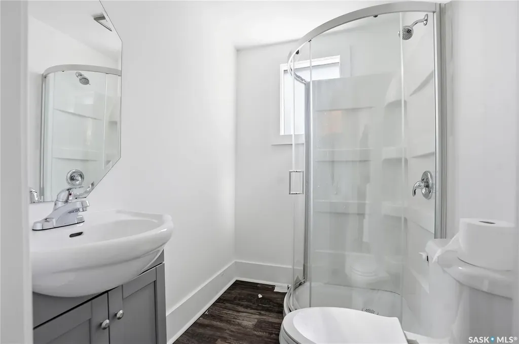 305 Adelaide Street E Saskatoon SK S7J 0H8