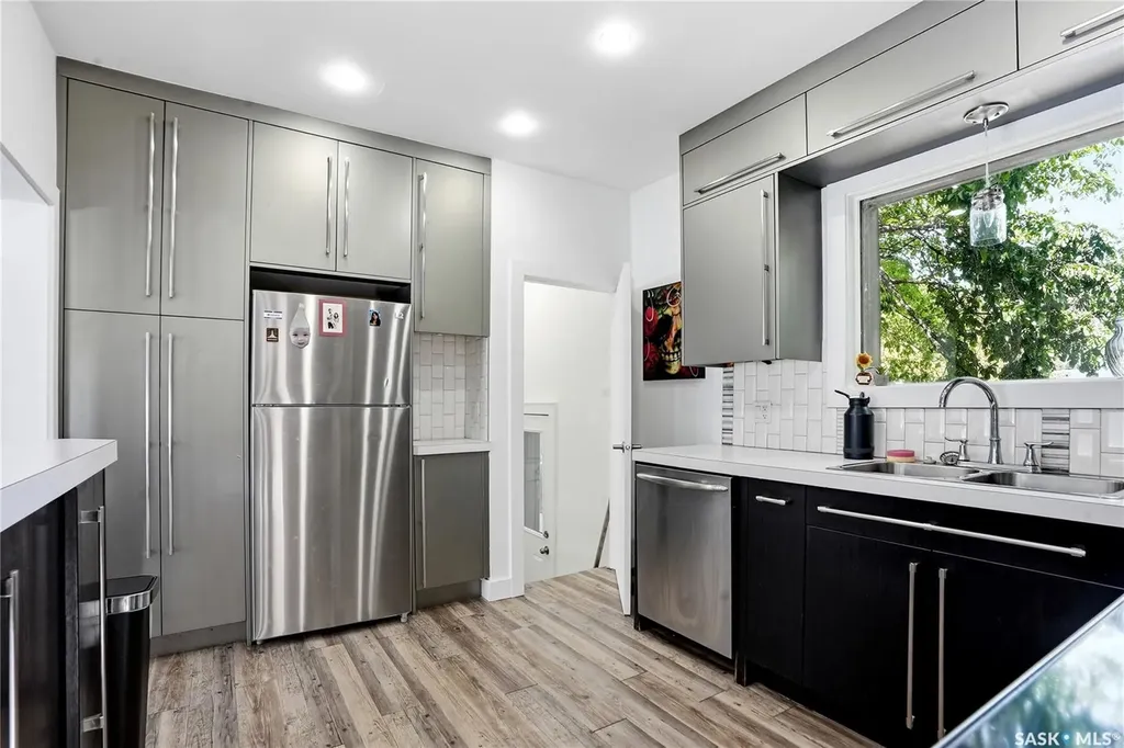 305 Adelaide Street E Saskatoon SK S7J 0H8