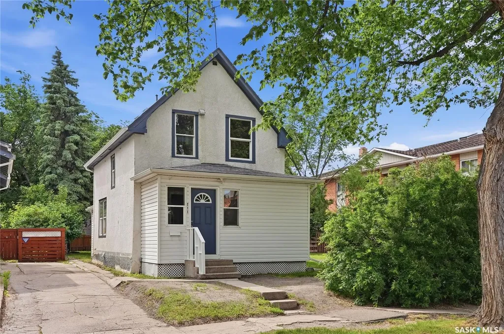 211 N Avenue S Saskatoon SK S7M 2N1