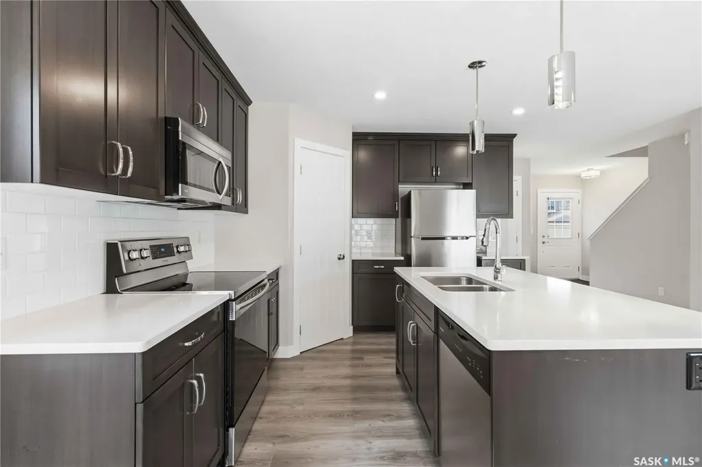 139 Dagnone Lane Saskatoon SK S7V 0P6