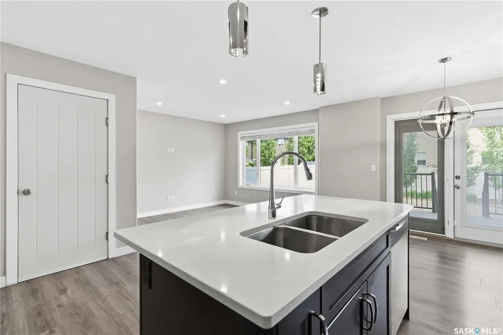 139 Dagnone Lane Saskatoon SK S7V 0P6