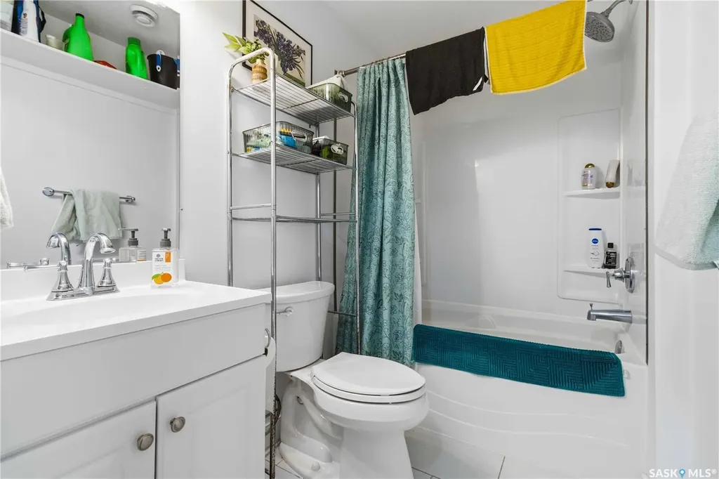 139 Dagnone Lane Saskatoon SK S7V 0P6