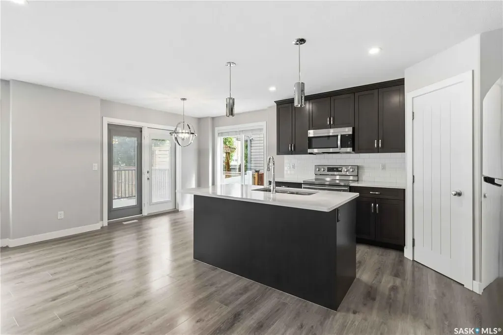 139 Dagnone Lane Saskatoon SK S7V 0P6