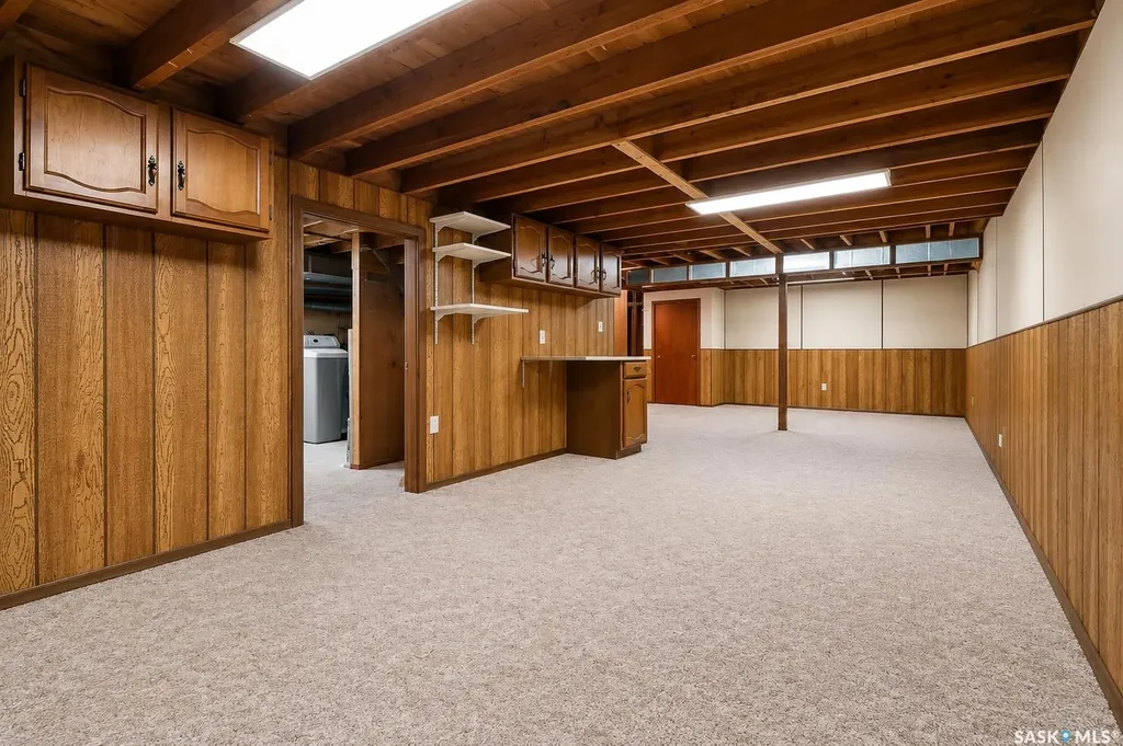 29 Edelweiss Crescent Moose Jaw SK S6J 1E4