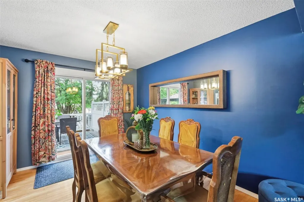 1660 Alexandra Avenue Saskatoon SK S7K 3C3