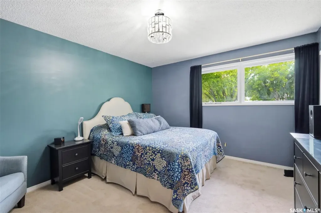 1660 Alexandra Avenue Saskatoon SK S7K 3C3
