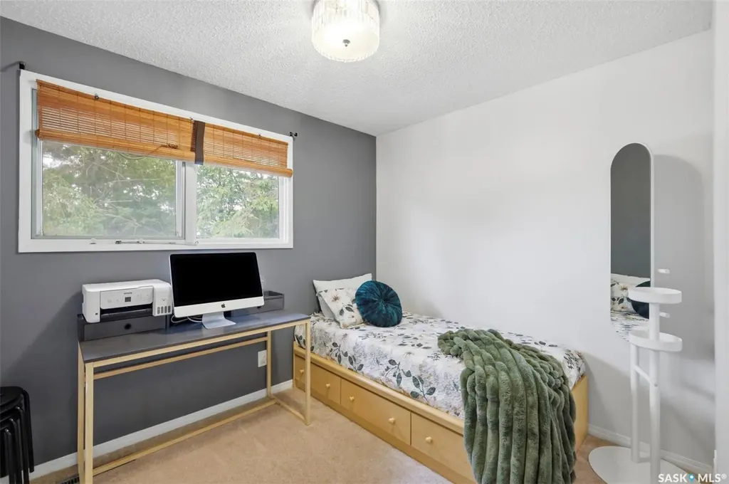1660 Alexandra Avenue Saskatoon SK S7K 3C3