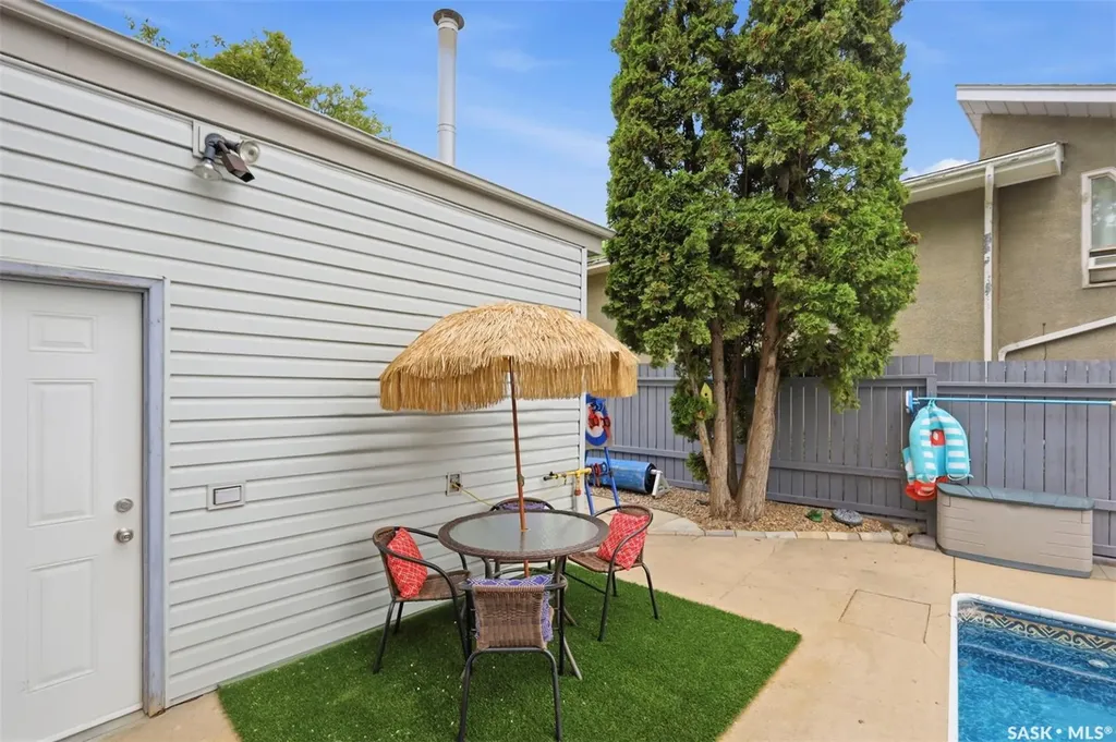 1660 Alexandra Avenue Saskatoon SK S7K 3C3