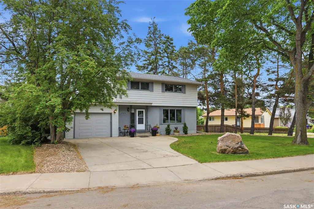 1660 Alexandra Avenue Saskatoon SK S7K 3C3