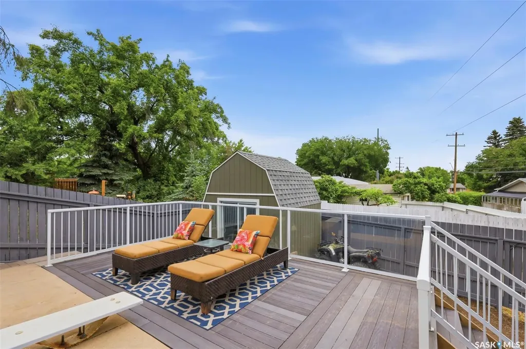 1660 Alexandra Avenue Saskatoon SK S7K 3C3
