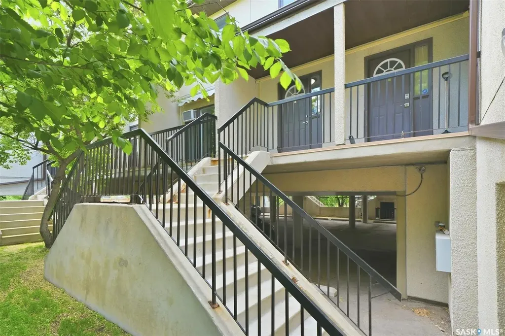 103 Powe Street Saskatoon SK S7N 1W5