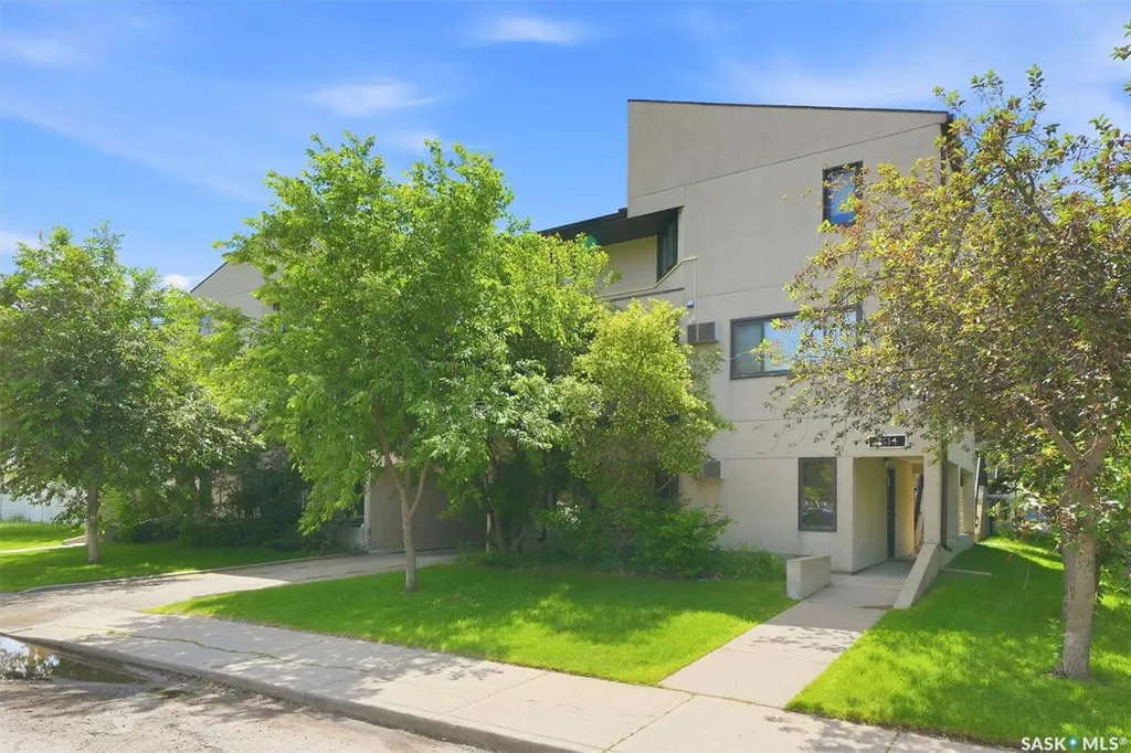 103 Powe Street Saskatoon SK S7N 1W5