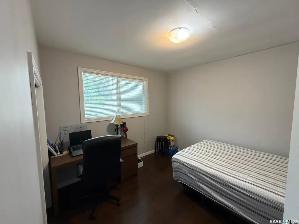 921 Taylor Street E Saskatoon SK S7H 1W3