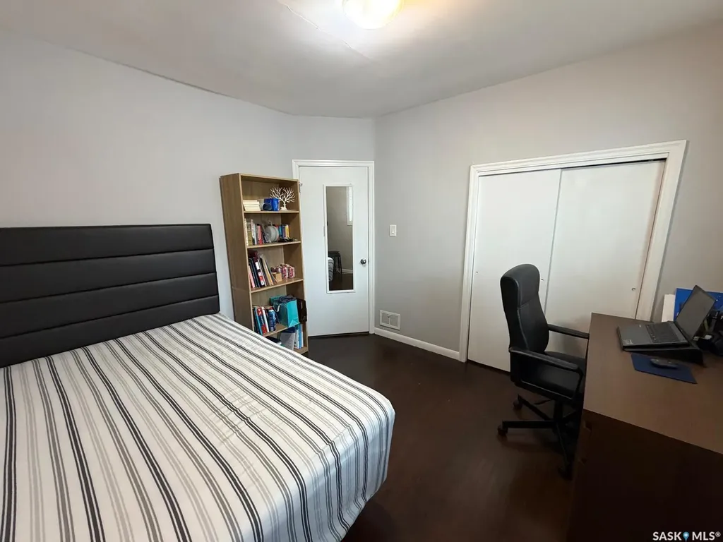 921 Taylor Street E Saskatoon SK S7H 1W3