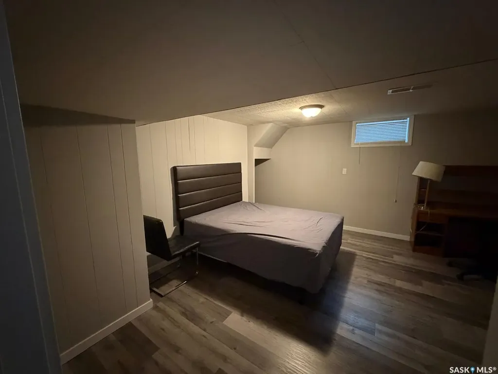 921 Taylor Street E Saskatoon SK S7H 1W3