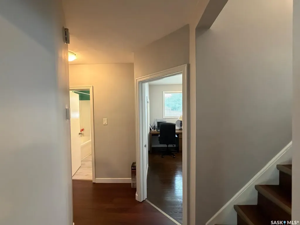 921 Taylor Street E Saskatoon SK S7H 1W3