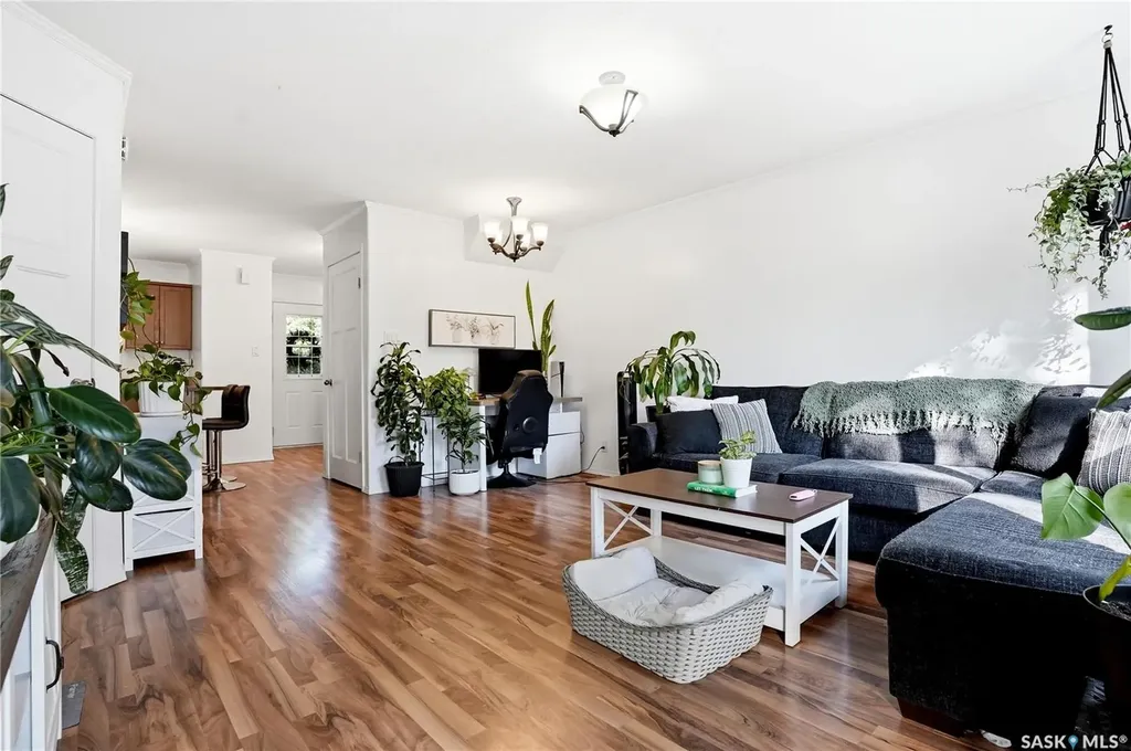 715 Hart Road Saskatoon SK S7M 3Y8