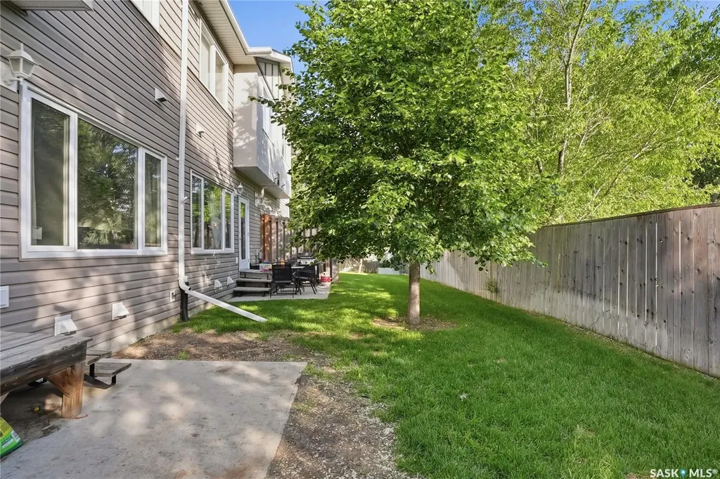 715 Hart Road Saskatoon SK S7M 3Y8