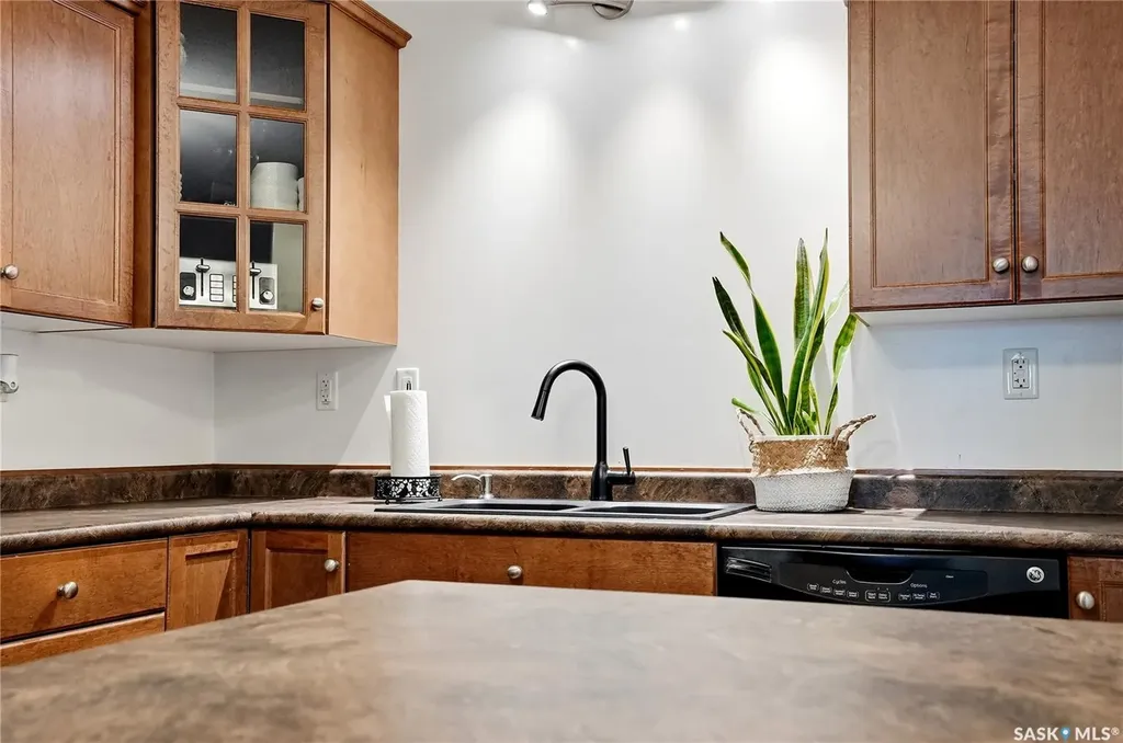 715 Hart Road Saskatoon SK S7M 3Y8