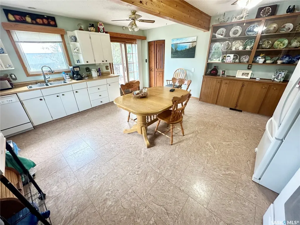 410 2nd Avenue SE Weyburn SK S4H 1X1