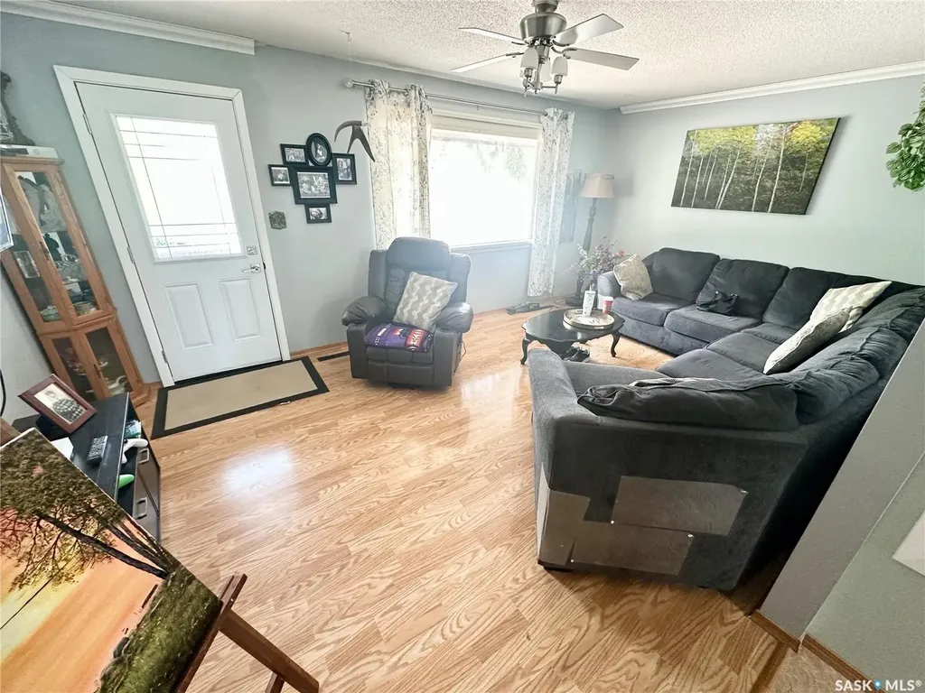 410 2nd Avenue SE Weyburn SK S4H 1X1