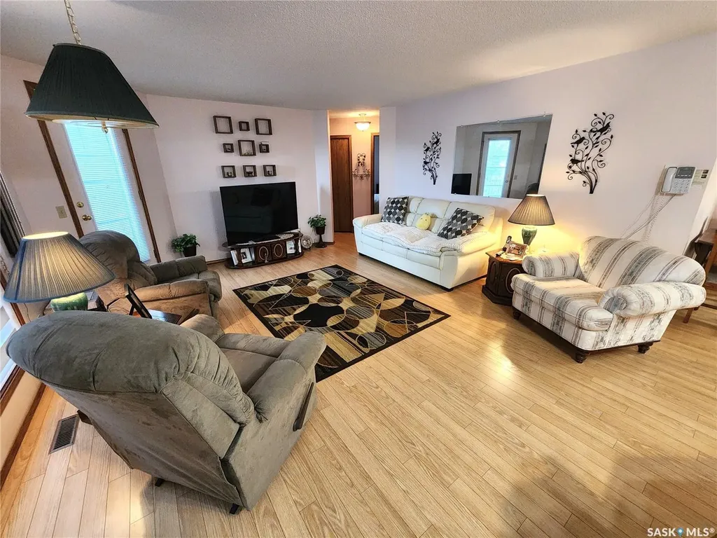 432 Heritage Drive Estevan SK S4A 2P6