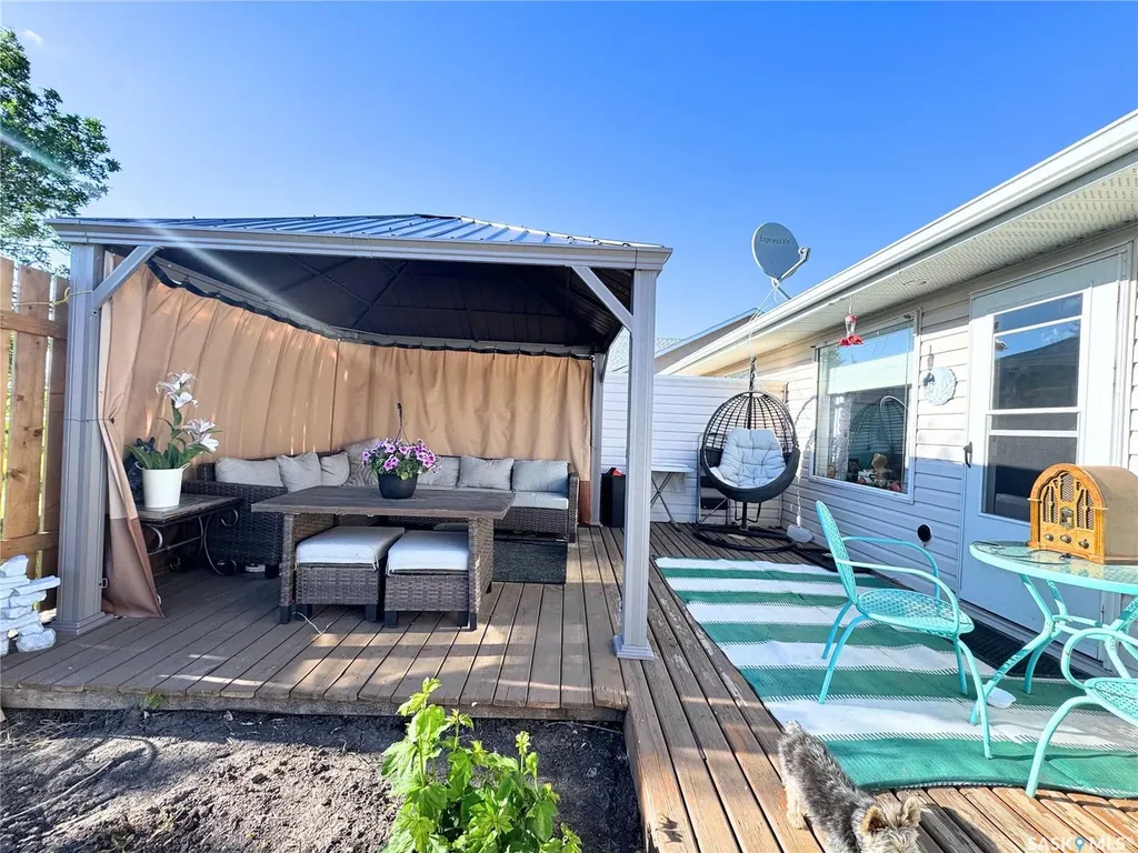 30 Russell Drive Yorkton SK S3N 4C6