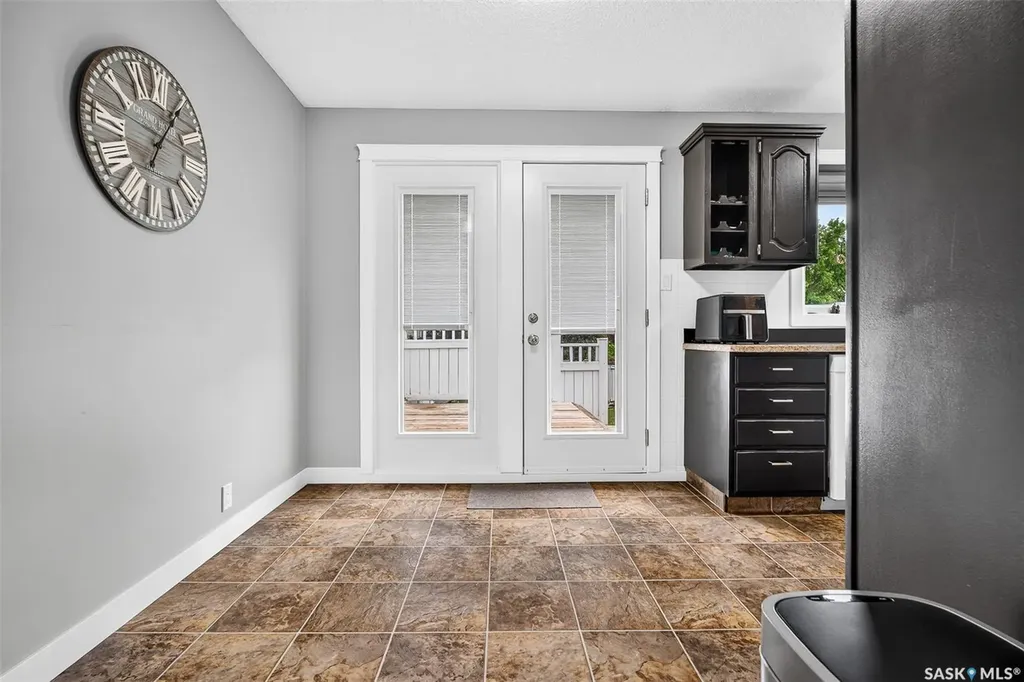 1470 Sioux Crescent SW Moose Jaw SK S6H 7H6