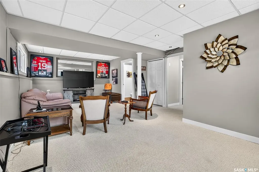 1470 Sioux Crescent SW Moose Jaw SK S6H 7H6