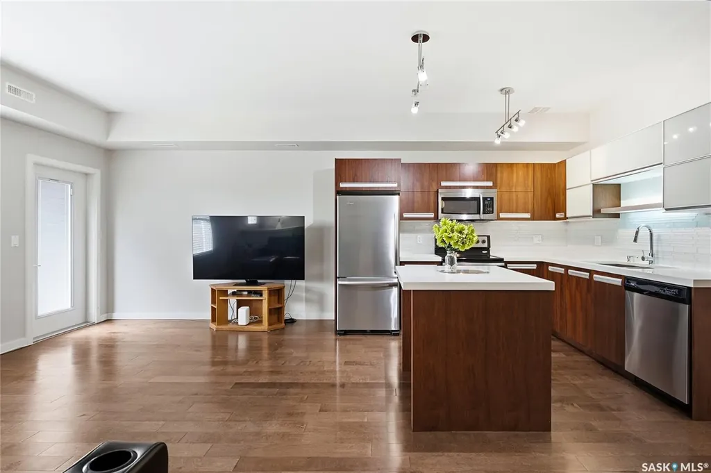 1120 Hampton Circle Saskatoon SK S7R 0L9
