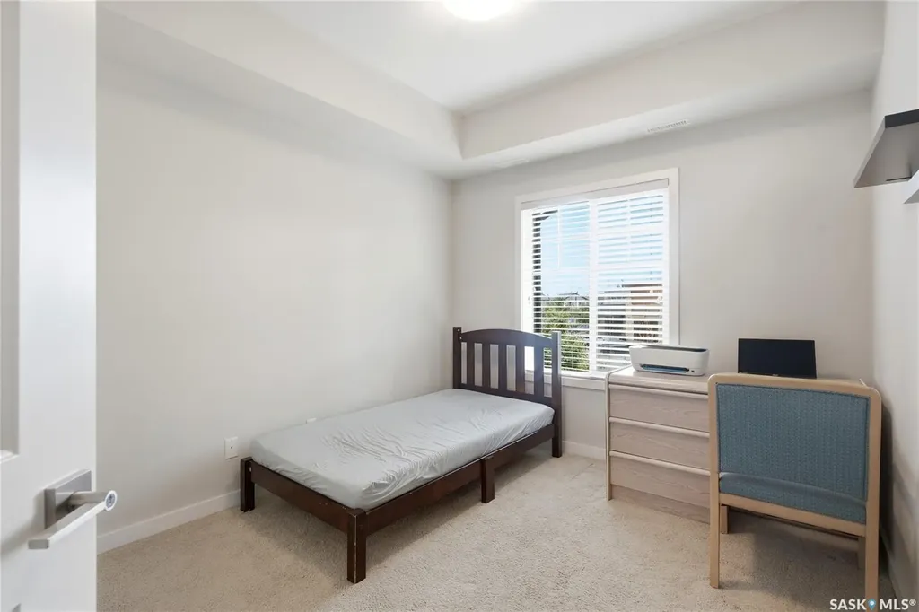 1120 Hampton Circle Saskatoon SK S7R 0L9